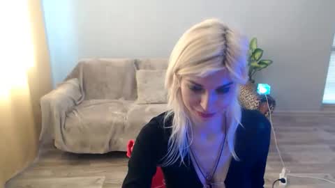 sexybeatriice online show from 15, 5, 2026