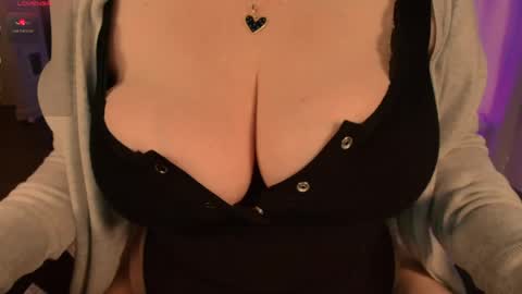 Snapshot of sexybichette chatting on 5, 6, 2026 Bichette online show from 5, 6, 2026