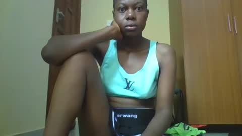 Sexybilha483 online show from 15, 2, 2025