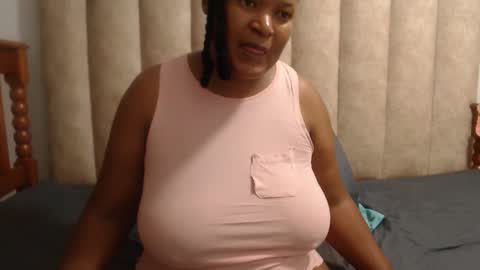 Snapshot of sexybustyxx chatting on 7, 3, 2026 sexybustyxx online show from 7, 3, 2026