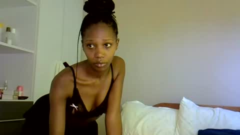 Snapshot of sexycarll9 chatting on 12, 6, 2026 Britney online show from 12, 6, 2026