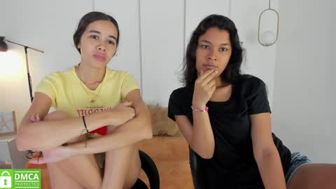 Snapshot of sexychanell_18 chatting on 23, 12, 2024 chanell and yina online show from 23, 12, 2024