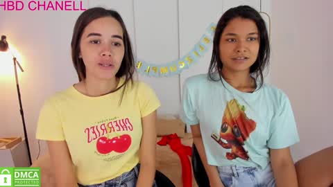 Snapshot of sexychanell_18 chatting on 29, 12, 2024 chanell and yina online show from 29, 12, 2024
