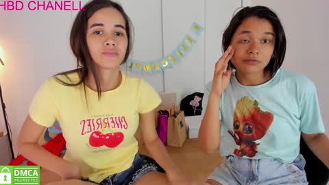 Snapshot of sexychanell_18 chatting on 29, 12, 2024 chanell and yina online show from 29, 12, 2024