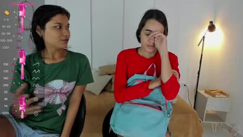 Snapshot of sexychanell_18 chatting on 30, 12, 2024 chanell and yina online show from 30, 12, 2024