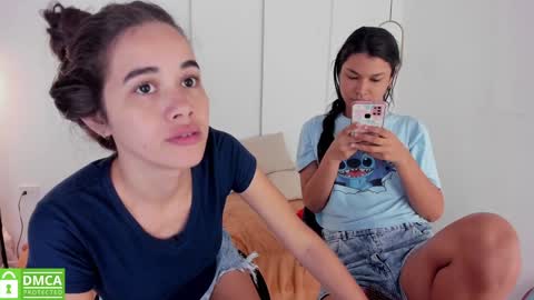 Snapshot of sexychanell_18 chatting on 8, 1, 2025 chanell and yina online show from 8, 1, 2025