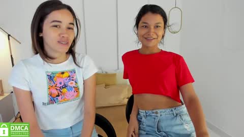 Snapshot of sexychanell_18 chatting on 4, 2, 2025 chanell and yina online show from 4, 2, 2025