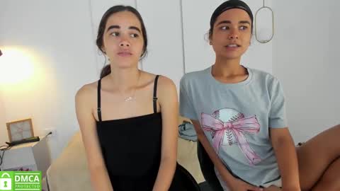 Snapshot of sexychanell_18 chatting on 21, 2, 2025 chanell and yina online show from 21, 2, 2025