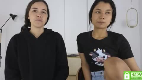 chanell and yina online show from 22, 12, 2025