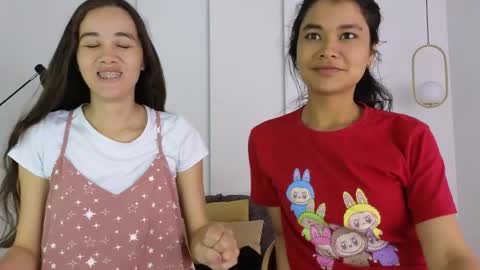 chanell and yina online show from 7, 5, 2026