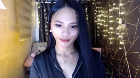 Miss Cheng online show from 4, 11, 2025