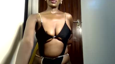 Snapshot of sexyclara90 chatting on 15, 4, 2026 sexyclara90 online show from 15, 4, 2026