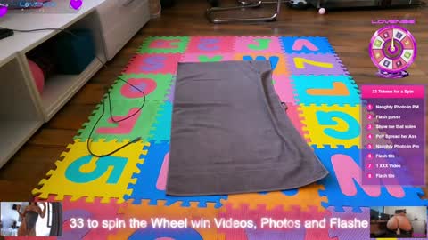 Snapshot of sexydea chatting on 21, 12, 2025 XDA online show from 21, 12, 2025