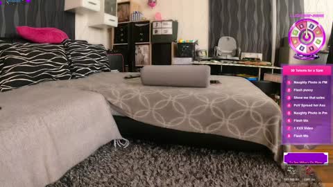 Snapshot of sexydea chatting on 4, 2, 2026 XDA online show from 4, 2, 2026