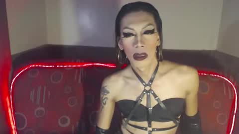 Snapshot of sexydevine_34 chatting on 7, 3, 2026 Devine online show from 7, 3, 2026