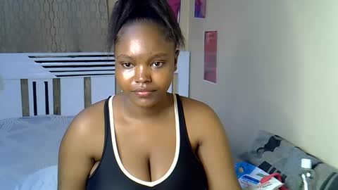 Snapshot of sexydiva30 chatting on 23, 5, 2026 Nightnurse online show from 23, 5, 2026