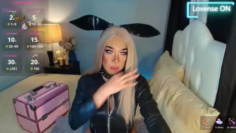 Snapshot of sexydoll_marie chatting on 15, 4, 2026 sexydoll_marie online show from 15, 4, 2026