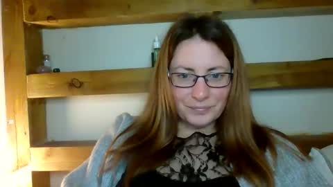 Snapshot of sexyemilyoliver chatting on 25, 2, 2026 Emily online show from 25, 2, 2026