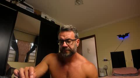 Snapshot of sexyflightz chatting on 16, 12, 2025 chris online show from 16, 12, 2025