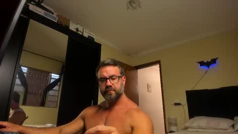 Snapshot of sexyflightz chatting on 6, 1, 2026 chris online show from 6, 1, 2026