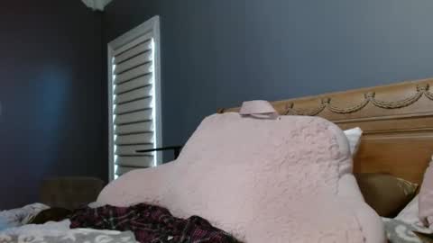 LisaisLuscious online show from 25, 1, 2025