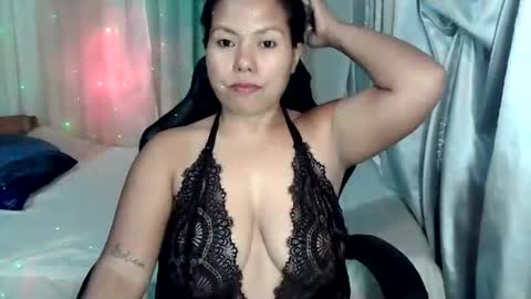Snapshot of sexygirl_ynna chatting on 4, 8, 2026 sexygirl_ynna online show from 4, 8, 2026