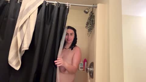 ETERNAL GODDESS WOMAN  online show from 23, 9, 2025