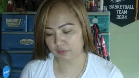 sexyhot_mama4you online show from 10, 3, 2025