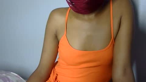 Snapshot of sexyhoty629516 chatting on 15, 9, 2025 calmsissy online show from 15, 9, 2025