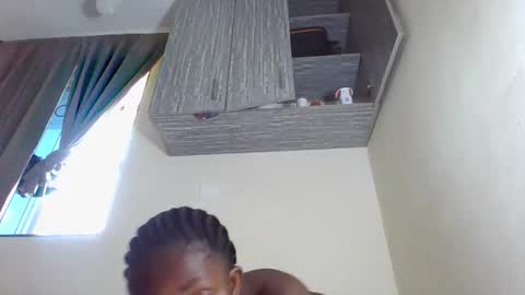 JOAN online show from 3, 11, 2025