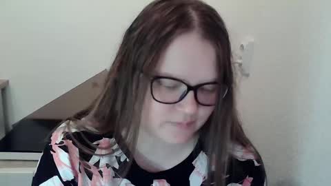Snapshot of sexykitty_2 chatting on 5, 12, 2024 Kate online show from 5, 12, 2024