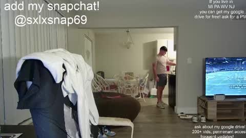 Snapshot of sexylax69 chatting on 14, 10, 2025 sexylax69 online show from 14, 10, 2025