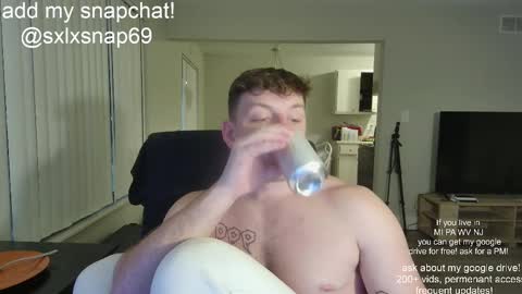 Snapshot of sexylax69 chatting on 26, 10, 2025 sexylax69 online show from 26, 10, 2025