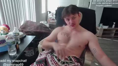 Snapshot of sexylax69 chatting on 17, 12, 2025 sexylax69 online show from 17, 12, 2025