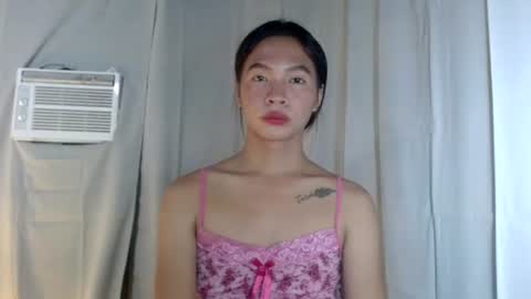Snapshot of sexylaylia chatting on 26, 9, 2025 Laylia3 online show from 26, 9, 2025
