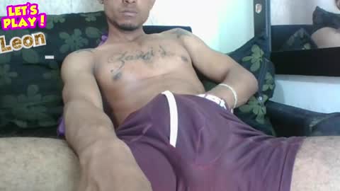 Sexy leon online show from 25, 5, 2026