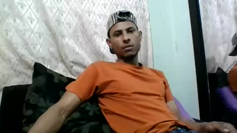 Snapshot of sexyleon69 chatting on 13, 7, 2026 Sexy leon online show from 13, 7, 2026