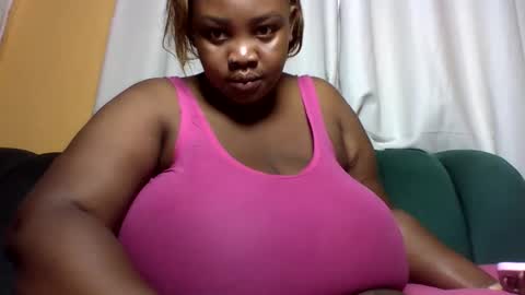 Snapshot of sexylo52 chatting on 7, 6, 2026 sexylo52 online show from 7, 6, 2026