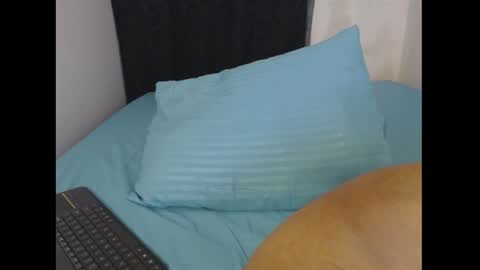 Snapshot of sexyloba_ chatting on 9, 1, 2025 sexyloba independent model online show from 9, 1, 2025