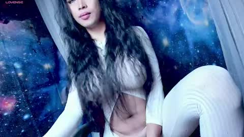 Snapshot of sexylongcockbunny chatting on 28, 10, 2025 April online show from 28, 10, 2025