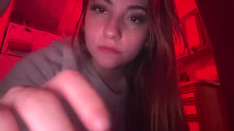 Snapshot of sexylynn010 chatting on 30, 10, 2025 sexylynn010 online show from 30, 10, 2025