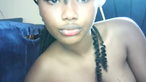 Snapshot of sexymartha5661 chatting on 1, 10, 2025 sexymartha5661 online show from 1, 10, 2025