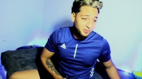 sexymen698 online show from 15, 6, 2026