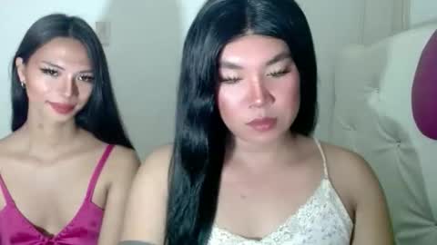 Snapshot of sexymika_xoxo chatting on 7, 11, 2025 Mika online show from 7, 11, 2025