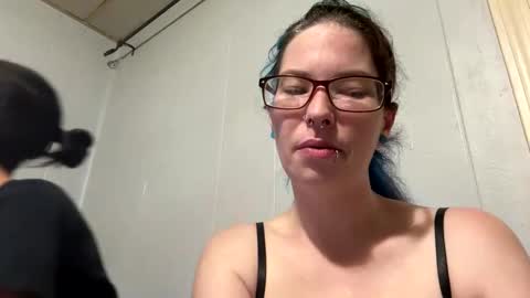 Snapshot of sexymilf42088 chatting on 11, 12, 2024 sexymilf42088 online show from 11, 12, 2024