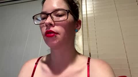 Snapshot of sexymilf42088 chatting on 25, 12, 2024 sexymilf42088 online show from 25, 12, 2024