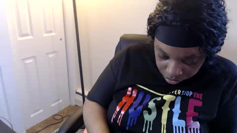 Snapshot of sexymona1218 chatting on 4, 6, 2026 SexyMona online show from 4, 6, 2026