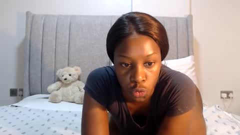 sexymonalisa1 online show from 18, 5, 2026