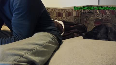 Snapshot of sexymountainman420 chatting on 11, 12, 2024 Sexymountainman420 online show from 11, 12, 2024