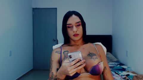 Natalia Duran online show from 7, 12, 2024